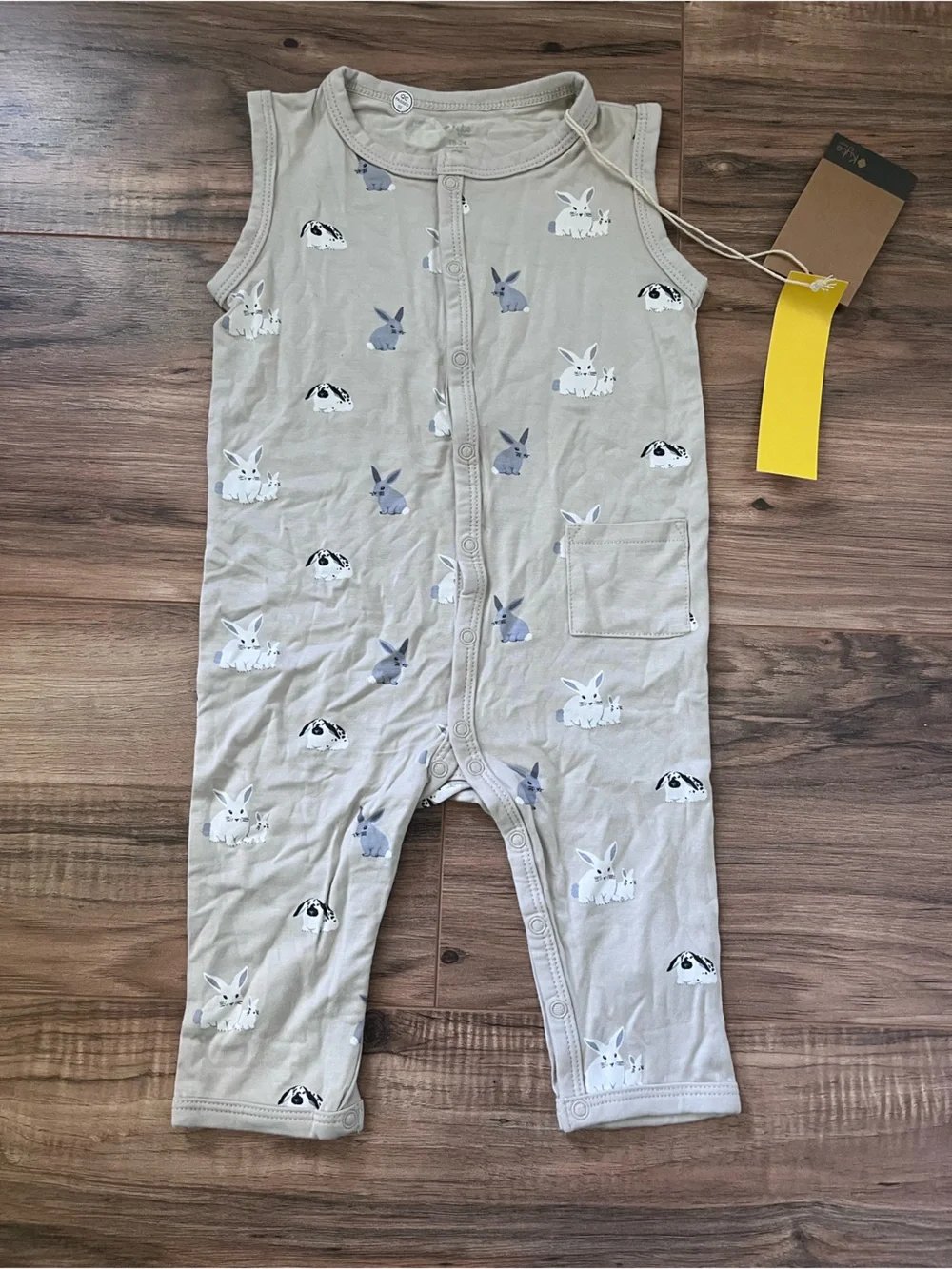 NWT Kyte Baby bunnies sleeveless snap romper